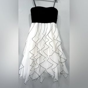 BCBGMaxazria Color Off White Combo Dress